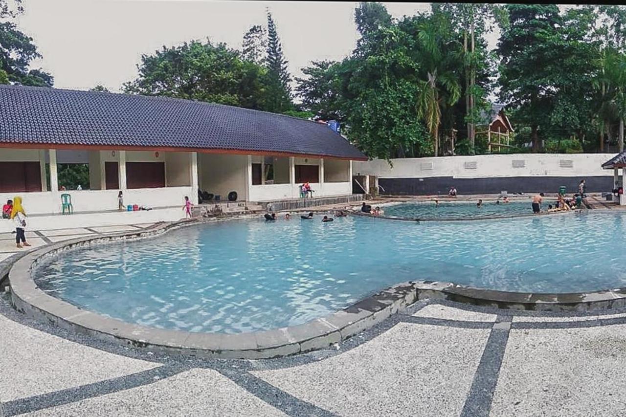วิสมา เบเลรัง Hotel Kalianda ภายนอก รูปภาพ